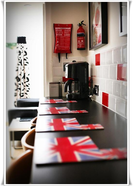 London Malvern Road Rooms To Let Room photo