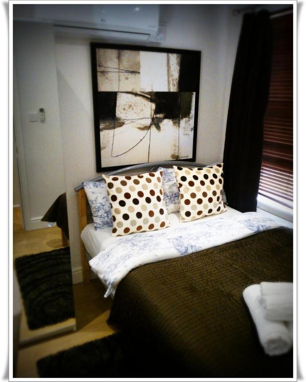 London Malvern Road Rooms To Let Room photo